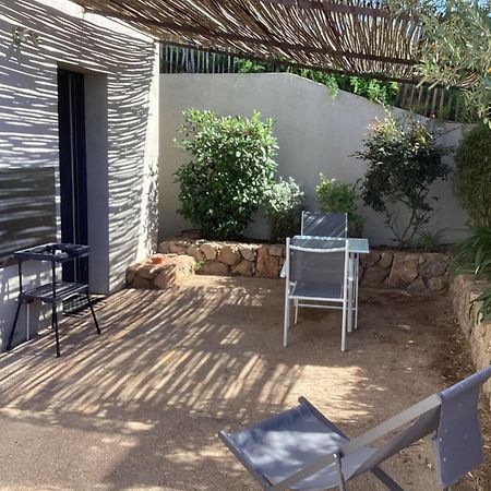 Casa Laurel Apartment Figari  Bagian luar foto