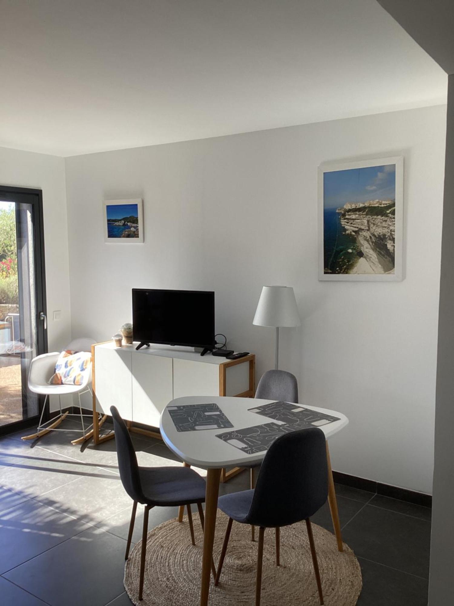 Casa Laurel Apartment Figari  Bagian luar foto